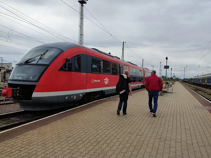 Villánykövesd felé - az indulási oldal, az új Piroska